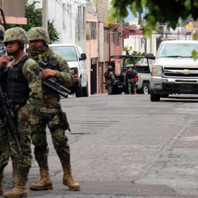  PGR y Marina catean varias casas en Puebla; buscan nexos con ‘El Chapo’