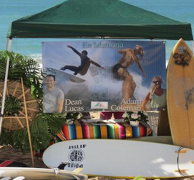  Surfistas rinden homenaje en playas mexicanas a australianos