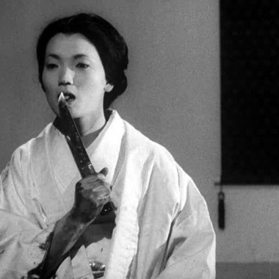  Jigai, el ritual femenino de suicidio japonés
