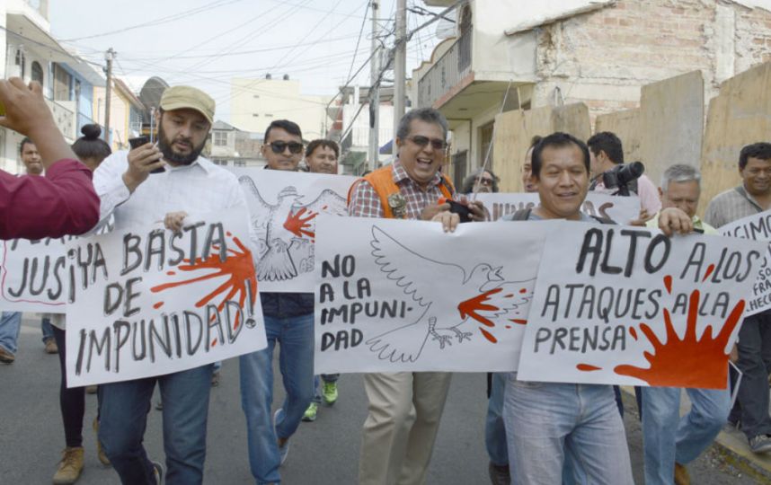  Asesinato de periodista en Taxco sería por atacar a grupos criminales: Fiscalía