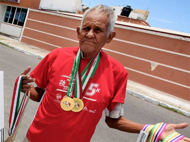  Veracruzano de 77 años competirá en Mundial de Atletismo