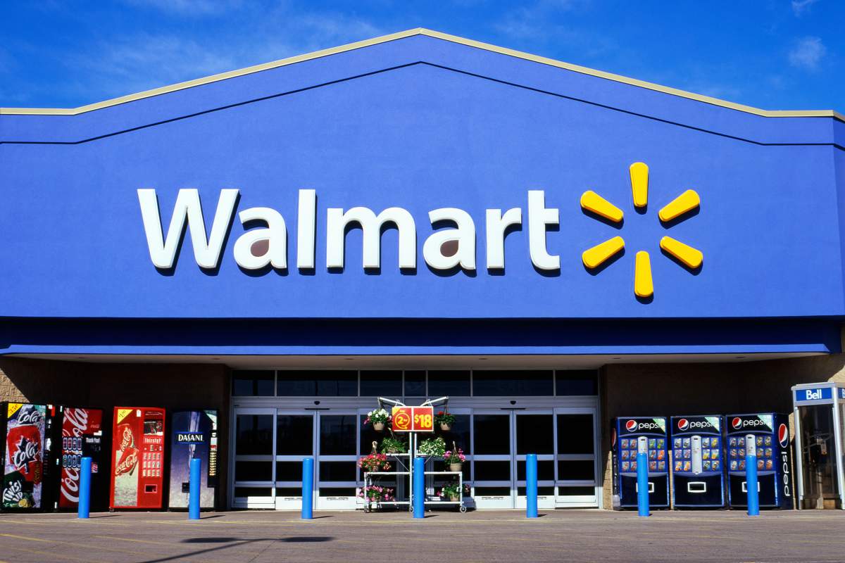  Walmart enfrenta demanda en EU por sobornos en México