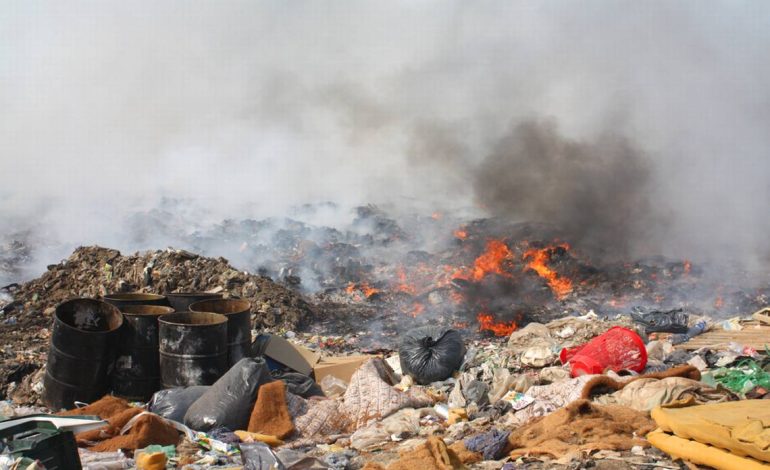  Identifican aumento en la quema clandestina de basura en SLP