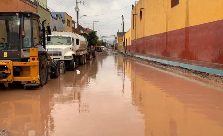  Por lluvias suspenden obras en el Barrio de San Miguelito