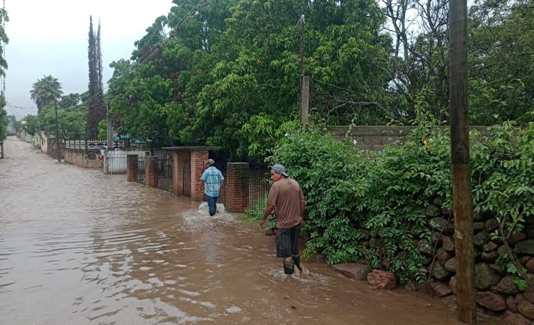  Lluvias torrenciales provocan afectaciones en las 4 regiones de SLP