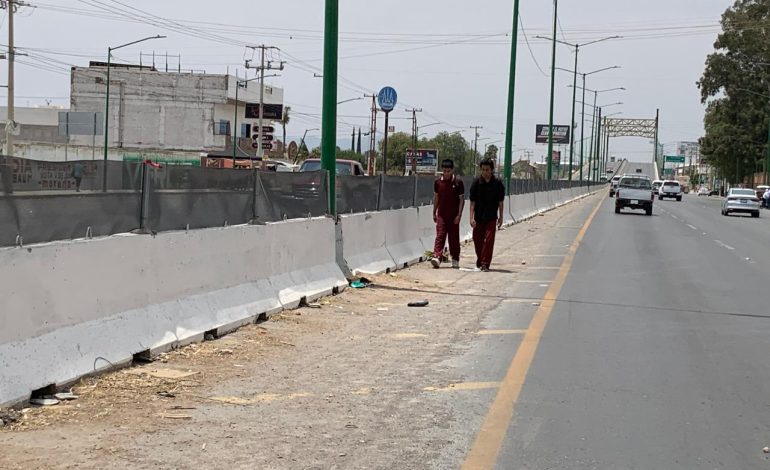  Seduvop incumplió en construcción de puente peatonal en Quintas de la Hacienda