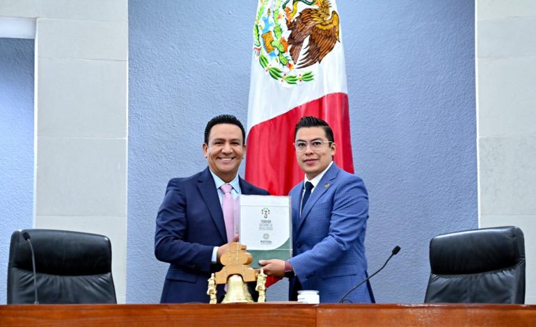  Torres Sánchez entrega el tercer informe de gobierno al Congreso de SLP