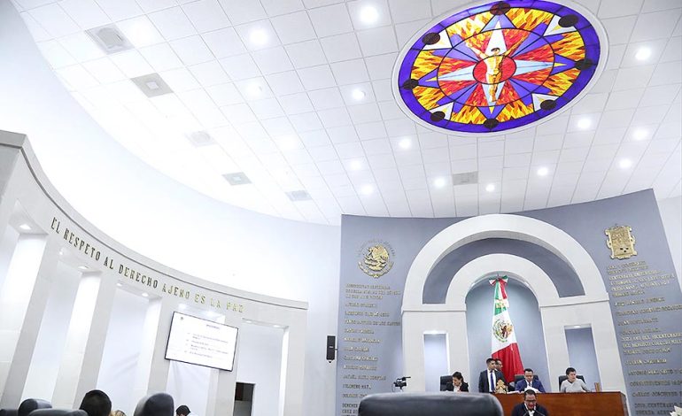  Necesario crear un departamento para consultas en el Congreso de SLP: diputados salientes