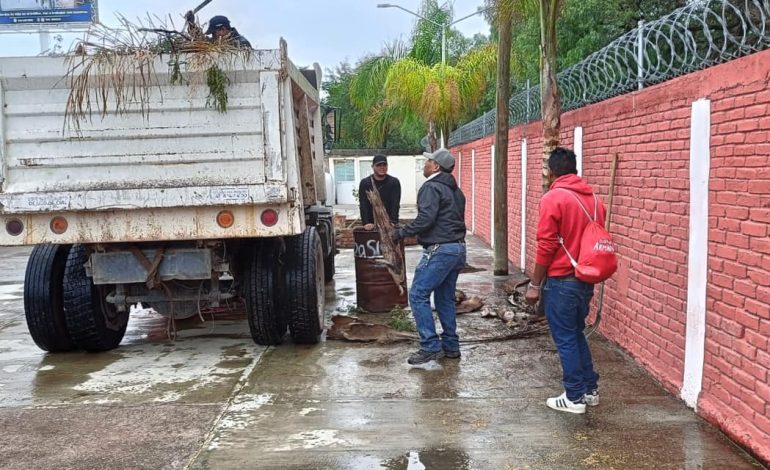  Aplican plan emergente de recolección de basura en Villa de Pozos