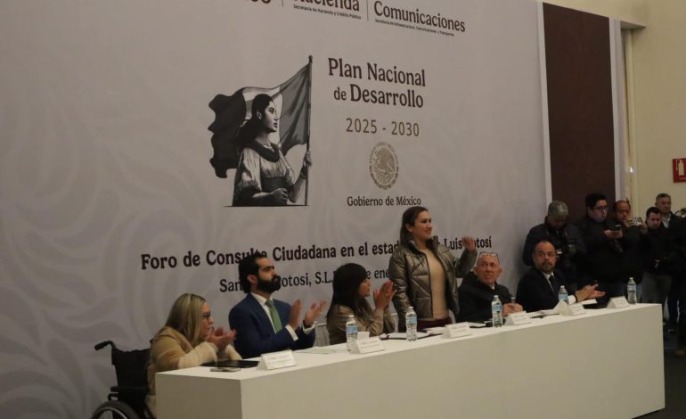  Realizan foro de consulta ciudadana en SLP para el Plan Nacional Desarrollo