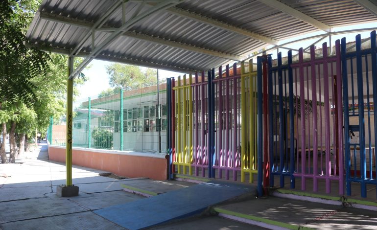  Durante el periodo vacacional se registraron 15 reportes por vandalismo en escuelas: SEGE